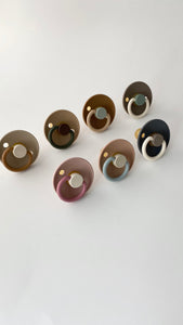 FRIGG Pacifiers - Colorblock (Rubber)